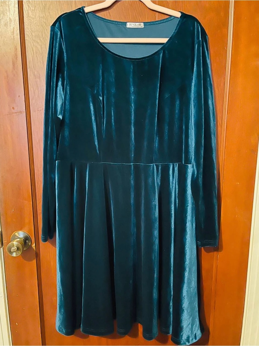 IN'VOLAND Plus Size Velvet A-Line Dress - Teal Green/Long Sleeve
